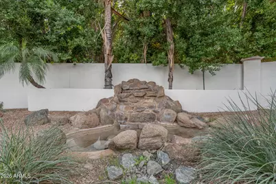 303 E Wexford Cove, Phoenix, AZ 85020 - Photo 43