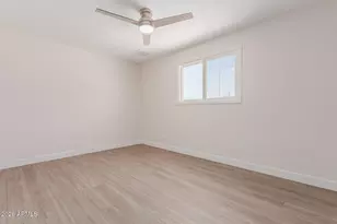 1007 E Campus Dr, Tempe, AZ 85282 - Photo 23