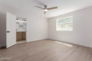 1007 E Campus Dr, Tempe, AZ 85282 - Photo 19