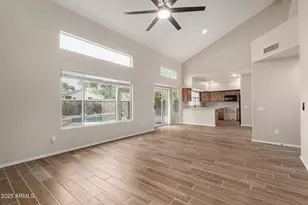 4522 E Rowel Rd, Phoenix, AZ 85050 - Photo 13