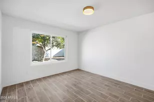 1410 E Topeka Dr, Phoenix, AZ 85024 - Photo 11