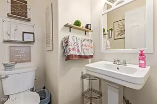 2914 E Windsong Dr, Phoenix, AZ 85048 - Photo 11