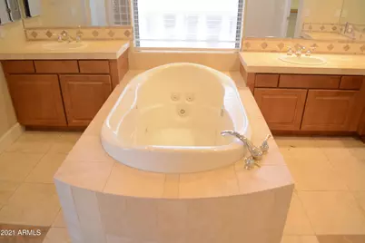 7637 E Calle De Las Brisas --, Scottsdale, AZ 85255 - Photo 11