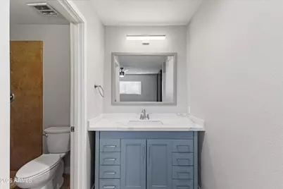 5525 E Thomas Road #L1, Phoenix, AZ 85018 - Photo 29