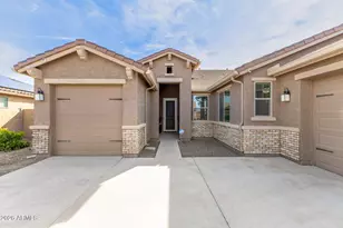 18399 W Brookwood Dr, Goodyear, AZ 85338 - Photo 7