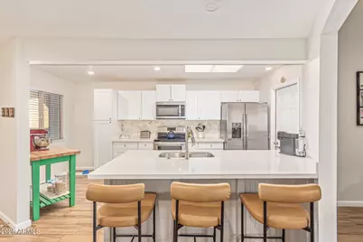 10902 W Topaz Drive, Sun City, AZ 85351 - Photo 1