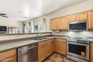 10793 N 70th Ave, Peoria, AZ 85345 - Photo 17