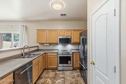 10793 N 70th Avenue, Peoria, AZ 85345 - Photo 13