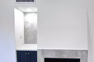 2111 W Missouri Ave, Phoenix, AZ 85015 - Photo 9