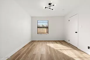 2111 W Missouri Ave, Phoenix, AZ 85015 - Photo 23