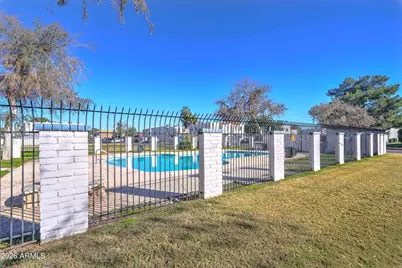 5202 N 42nd Drive, Phoenix, AZ 85019 - Photo 13