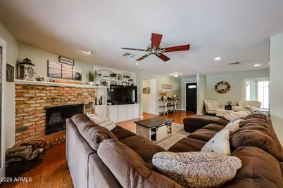 7113 N 8th Avenue, Phoenix, AZ 85021 - Photo 11