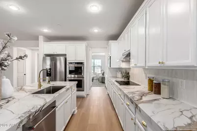 22172 N 94th Lane, Peoria, AZ 85383 - Photo 5