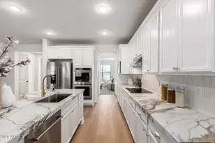 22172 N 94th Ln, Peoria, AZ 85383 - Photo 5