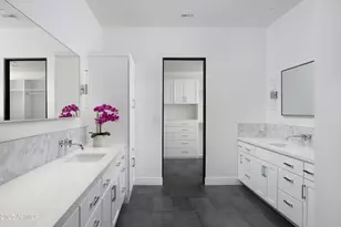 6718 E San Juan Ave, Paradise Valley, AZ 85253 - Photo 17