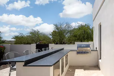 6718 E San Juan Avenue, Paradise Valley, AZ 85253 - Photo 23