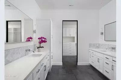 6718 E San Juan Avenue, Paradise Valley, AZ 85253 - Photo 17