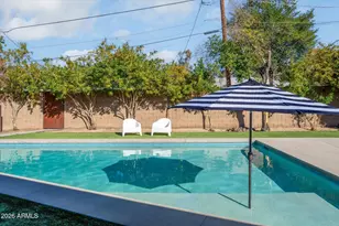 1516 E Keim Dr, Phoenix, AZ 85014 - Photo 13