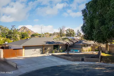 1516 E Keim Drive, Phoenix, AZ 85014 - Photo 1