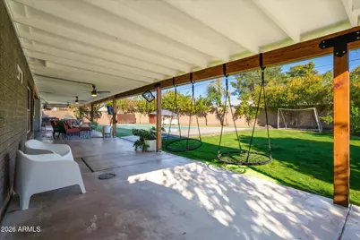 1516 E Keim Drive, Phoenix, AZ 85014 - Photo 9