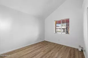 2129 E Kirkland Ln, Tempe, AZ 85281 - Photo 21