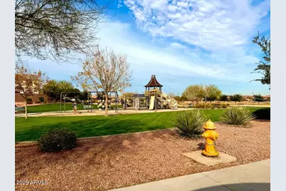 19615 W Cheery Lynn Road, Buckeye, AZ 85396 - Photo 27