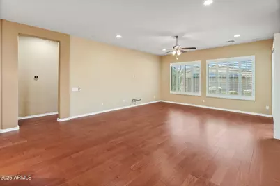 20506 N 271st Avenue, Buckeye, AZ 85396 - Photo 15