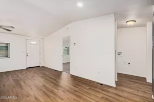 8601 N 103rd Ave, Peoria, AZ 85345 - Photo 15