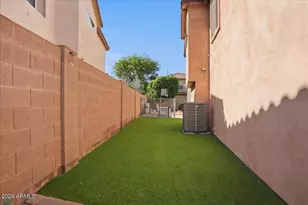 665 E Colt Ct, Chandler, AZ 85225 - Photo 35