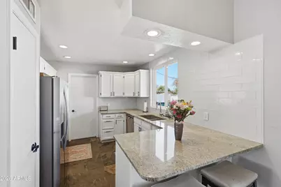 1314 E Utopia Road, Phoenix, AZ 85024 - Photo 9