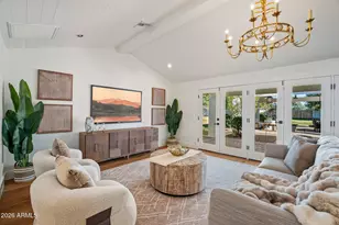 3131 N 53rd Pl, Phoenix, AZ 85018 - Photo 11