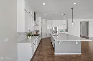 1430 E Milada Dr, Phoenix, AZ 85042 - Photo 11