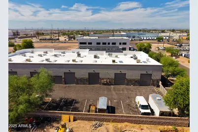 7900 N 70th Avenue #101, Glendale, AZ 85303 - Photo 3