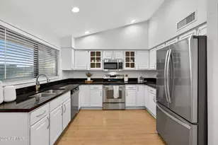 1903 E Jasper Dr, Chandler, AZ 85225 - Photo 5