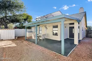 814 E Sack Dr, Phoenix, AZ 85024 - Photo 23