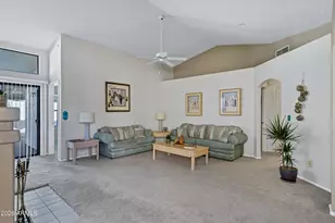 814 E Sack Dr, Phoenix, AZ 85024 - Photo 3