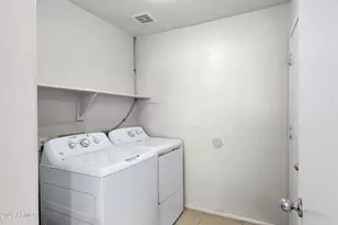 814 E Sack Dr, Phoenix, AZ 85024 - Photo 21