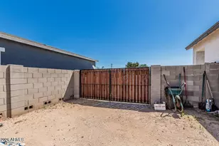 32102 N Walnut St, Wittmann, AZ 85361 - Photo 17