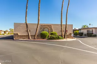 13611 N 98th Ave, Sun City, AZ 85351 - Photo 33