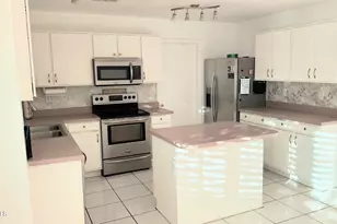 18170 N 89th Ln, Peoria, AZ 85382 - Photo 3