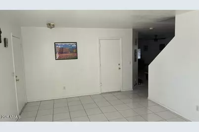 18170 N 89th Lane, Peoria, AZ 85382 - Photo 5