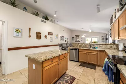 17116 N Corey Court, Surprise, AZ 85374 - Photo 7