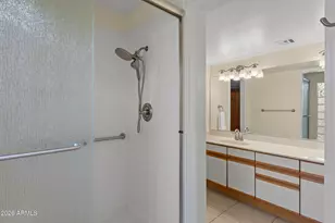 6512 N 12th Wy, Phoenix, AZ 85014 - Photo 17