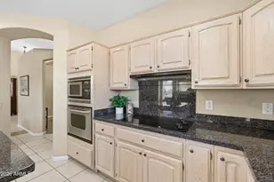 23935 S Sunvista Dr, Sun Lakes, AZ 85248 - Photo 11