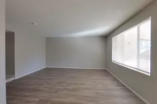 4127 W Mission Ln, Phoenix, AZ 85051 - Photo 3