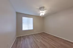 4127 W Mission Ln, Phoenix, AZ 85051 - Photo 11