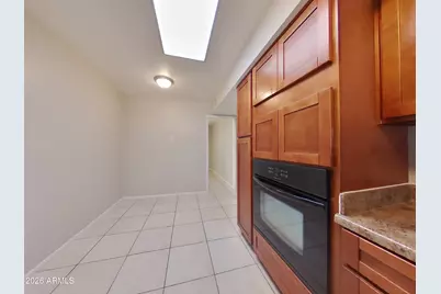 4127 W Mission Lane, Phoenix, AZ 85051 - Photo 5