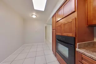 4127 W Mission Ln, Phoenix, AZ 85051 - Photo 5