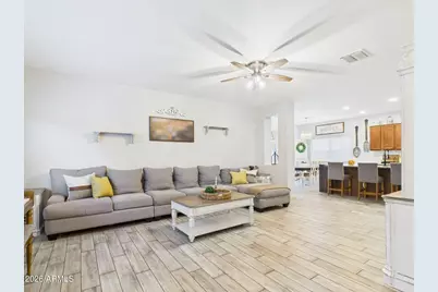 872 W Sisso Tree Avenue, Queen Creek, AZ 85140 - Photo 3