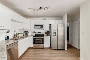 15076 N 85th Dr, Peoria, AZ 85381 - Photo 11